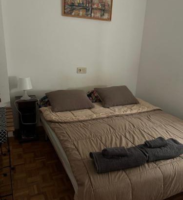 Figueres Apartment | Habitacion doble en Figueres