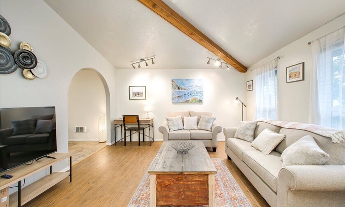 Southeast Boise Condo | #HabitueHomes - Norton's River Crossing