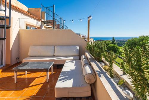 Bahia de Casares Apartment | Hacienda Casares II 2445 Pensamiento