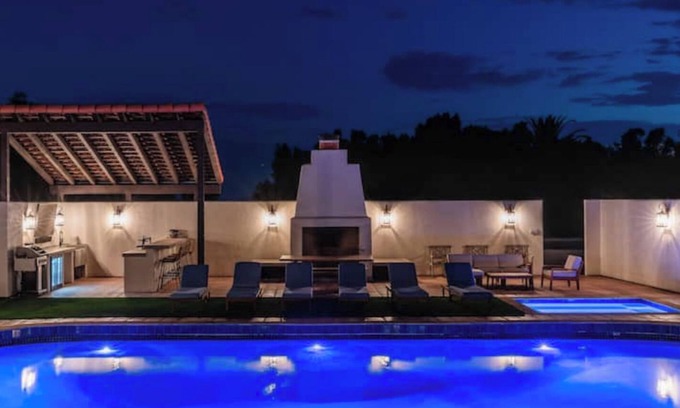 Fallbrook House | Hacienda Del Paisano