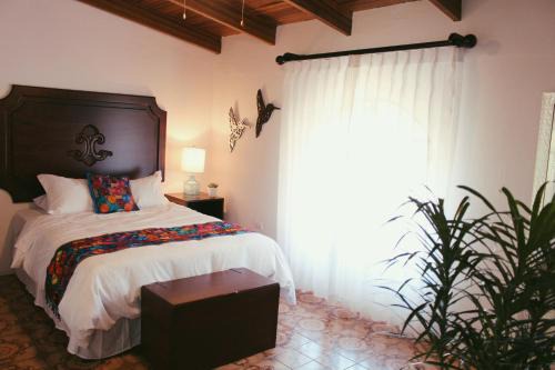Alajuela Hotel | Hacienda Escondida 10min to Airport
