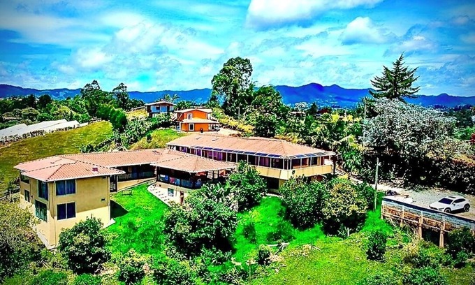 Marinilla Hotel | Hacienda Hotel Los Caballeros