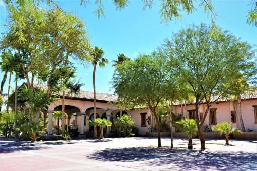 Puerto Penasco Hotel | HACIENDA MONARCAS Resort