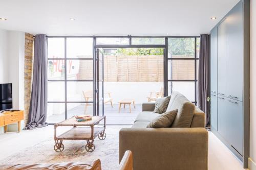 Clissold Apartment | Hackney 1 Bed Garden Flat
