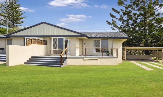 East Ballina House | Haere Mai 2