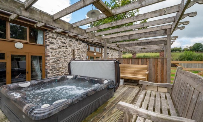 Cilmeri House | Hafan Llewelyn