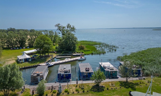 Usedom Boat Rental | Hafenresort Karnin - Hausboot Selma - Hausboot Selma