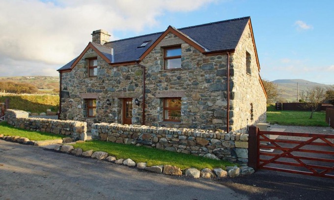 Talybont Apartment | Hafod