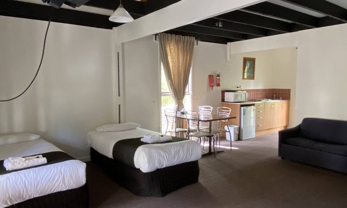Hahndorf Hotel | Hahndorf Old Mill Motel