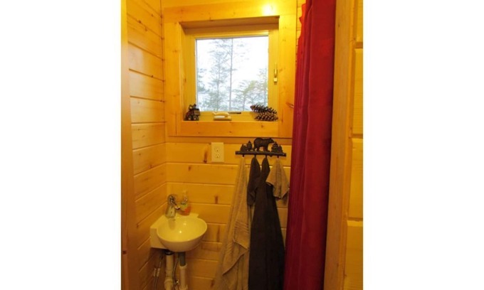 Mount Vernon Cabin | Hallmark Movie View! Hot tub - Amazing views!