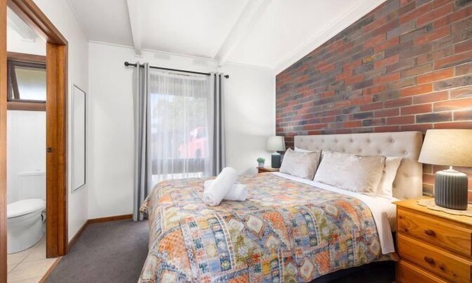 Halls Gap Apartment | Halls Haven Holiday Units