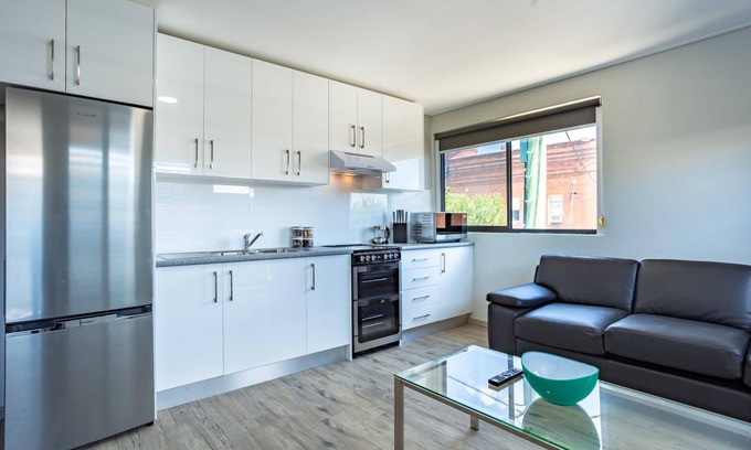 Islington Hotel | Hamilton on Beaumont