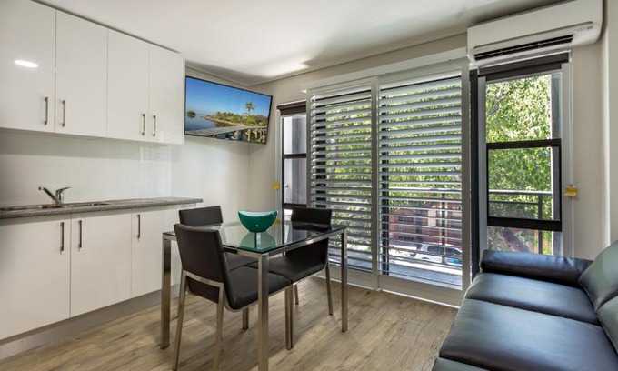Islington Apartment | Hamilton on Beaumont