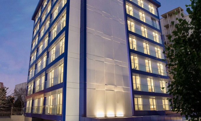 Bakırkoy Hotel | Hampton by Hilton Istanbul Atakoy
