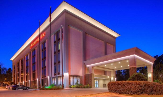 Buford Highway Hotel | Hampton Inn Atlanta-North Druid Hills