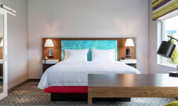 Downtown Lincoln Hotel | Hampton Inn by Hilton Lincoln Downtown