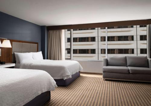 Streeterville Hotel | Hampton Inn Chicago Downtown/Magnificent Mile