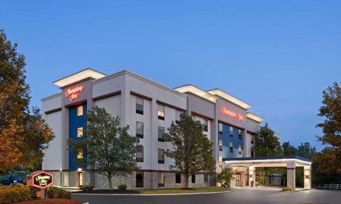 Brooklyn Hotel | Hampton Inn Cleveland-Airport/Tiedeman Road