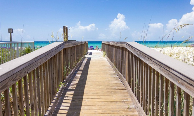 Fort Walton Beach Hotel | Hampton Inn Ft. Walton Beach