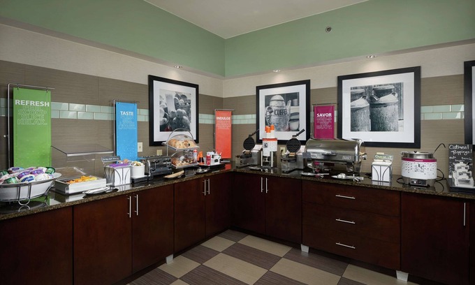 Hanover Hotel | Hampton Inn Hanover