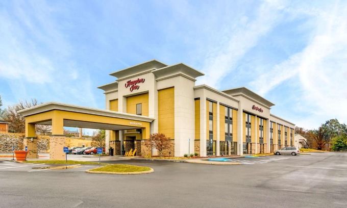Johnson City Hotel | Hampton Inn Johnson City