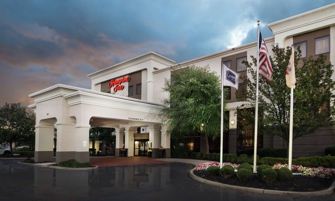 Linden Hotel | Hampton Inn Linden