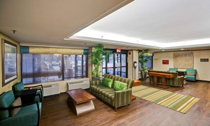 Milford Hotel | Hampton Inn Milford