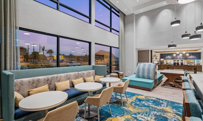 Morro Bay Hotel | Hampton Inn Morro Bay