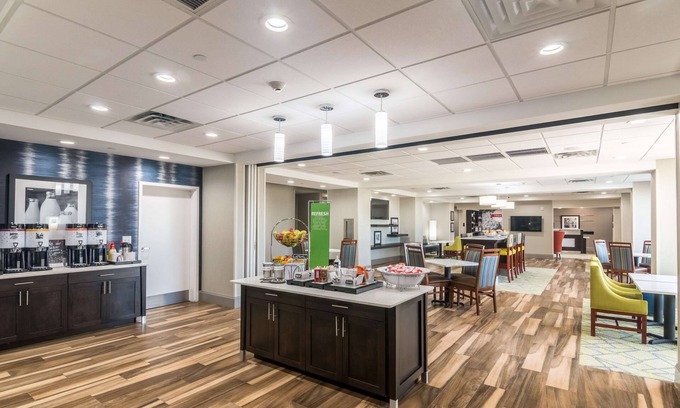 Oklahoma City Hotel | Hampton Inn Oklahoma City Northeast