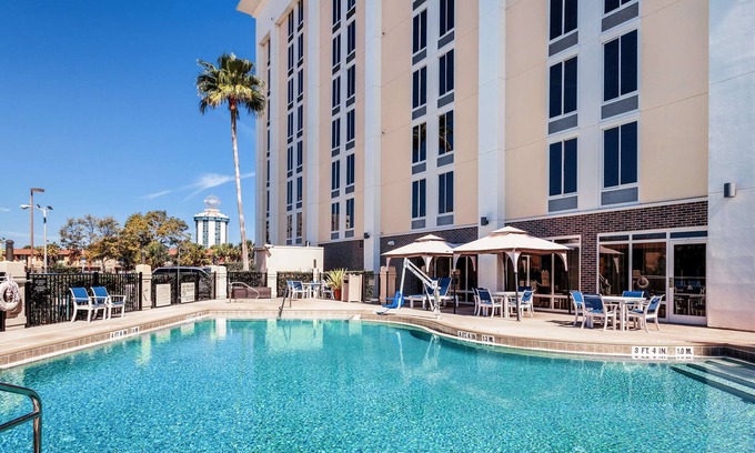 Florida Center Hotel | Hampton Inn Orlando Near Universal Blv/International Dr