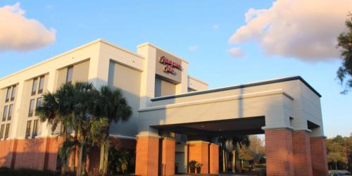 Northeast Pensacola Hotel | Hampton Inn Pensacola-Airport