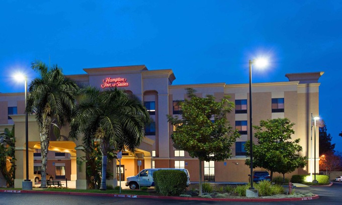 Clovis Hotel | Hampton Inn & Suites Clovis-Airport North