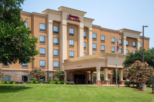 North Arlington Hotel | Hampton Inn & Suites Dallas-Arlington North-Entertainment District