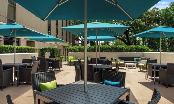 Lake Mary Hotel | Hampton Inn & Suites Lake Mary At Colonial Townpark