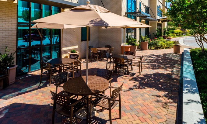 National Harbor Hotel | Hampton Inn & Suites National Harbor - Alexandria Area