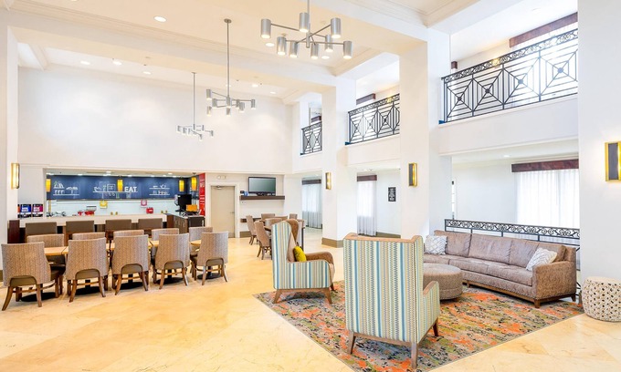 Vilano Beach Hotel | Hampton Inn & Suites St. Augustine-Vilano Beach