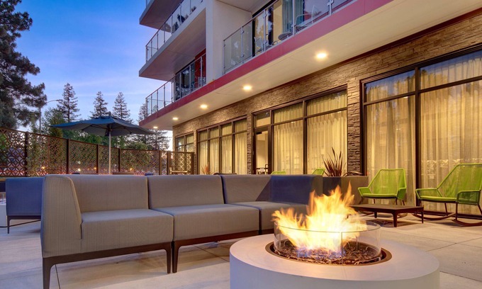 Sunnyvale Hotel | Hampton Inn & Suites Sunnyvale Silicon Valley