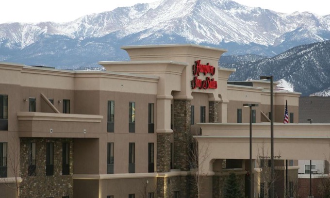 Colorado Springs Hotel | Hampton Inn & Suites Colorado Springs-Air Force Academy/I-25 North