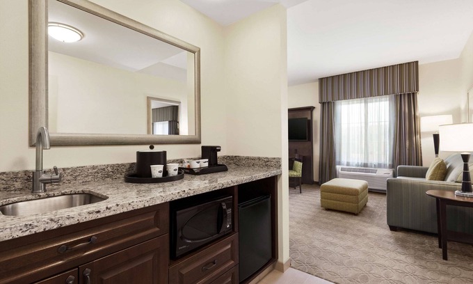 San Bernardino Hotel | Hampton Inn & Suites San Bernardino