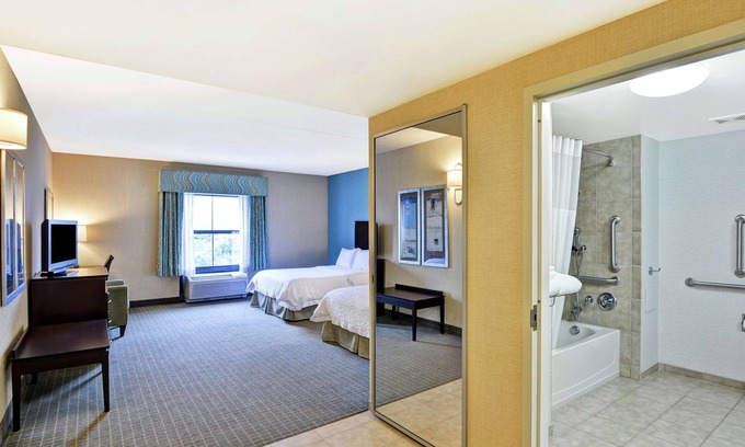 Wilkes-Barre Hotel | Hampton Inn & Suites Wilkes-Barre/Scranton