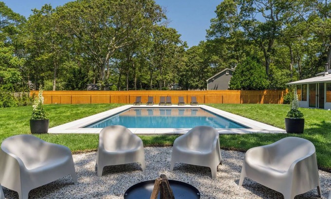 East Quogue House | Hamptons retreat with pool and spa only 10 min from beach