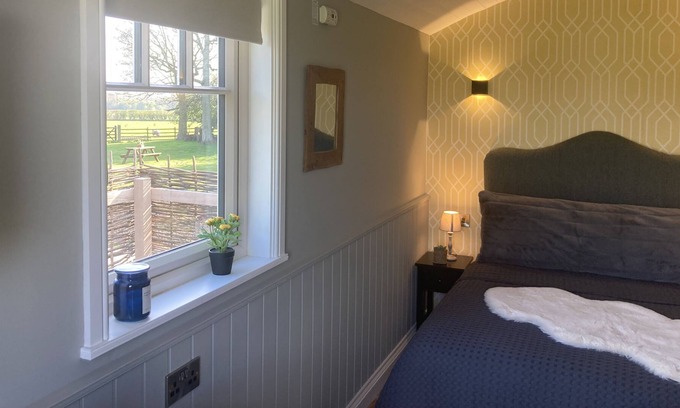 Pocklington House | Hand crafted, this shepherds hut is a wonderful place to get away from it all.