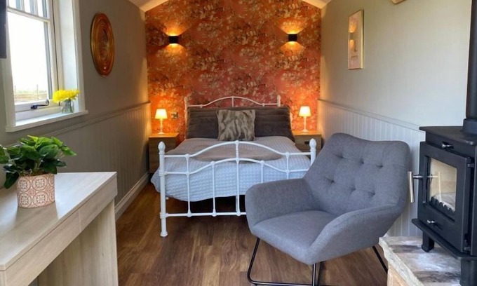 Pocklington House | Hand crafted, this shepherds hut is a wonderful place to get away from it all. Set in the foothills
