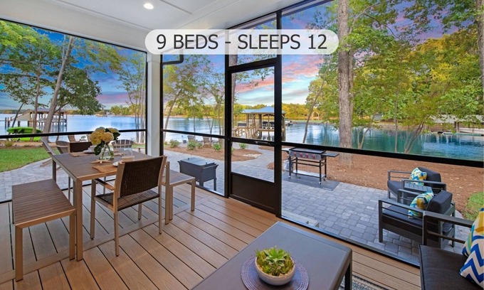 Mayhew House | Hanesbee Escape w/Beach, Hot Tub & Optional Boat Rental