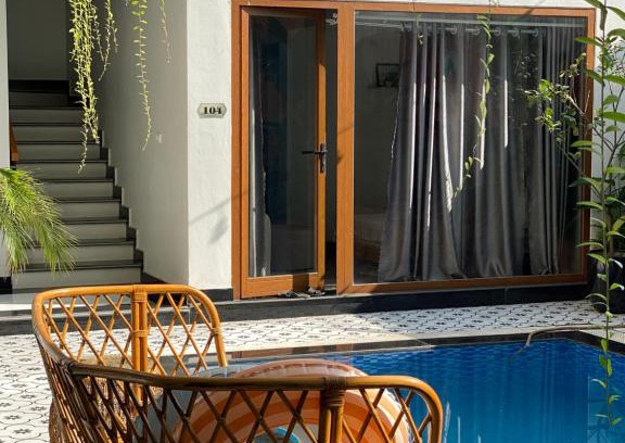 District 8 Hotel | Hang Mua Boutique