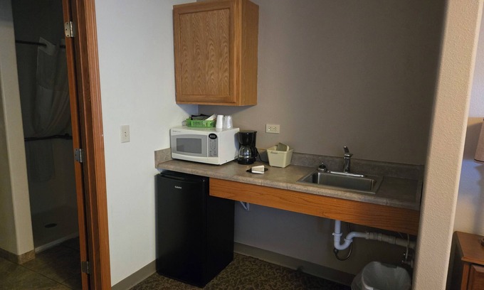 Wright Hotel | Hanks Reno Junction Lodge