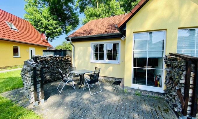 Diedrichshagen Apartment | Hanni, wenige Minuten zum Strand