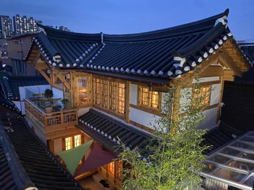Samseon-dong House | Hanok Stay Mikyeong