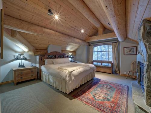 Upper Village House | Hapala Chalet