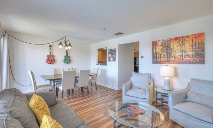 North Capitol Condo | Happiness on Nashville's Riverfront - 2Bed 2Bath